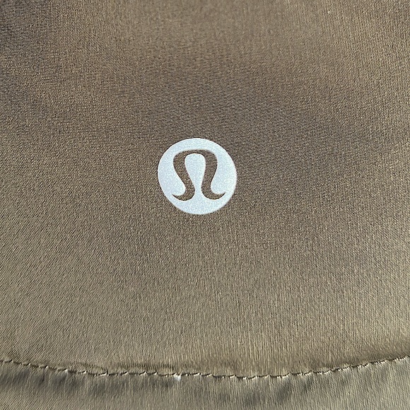 Lululemon athletica Down For It All Jacket Dark Olive Size 6 | Running Primaloft - Picture 15 of 17